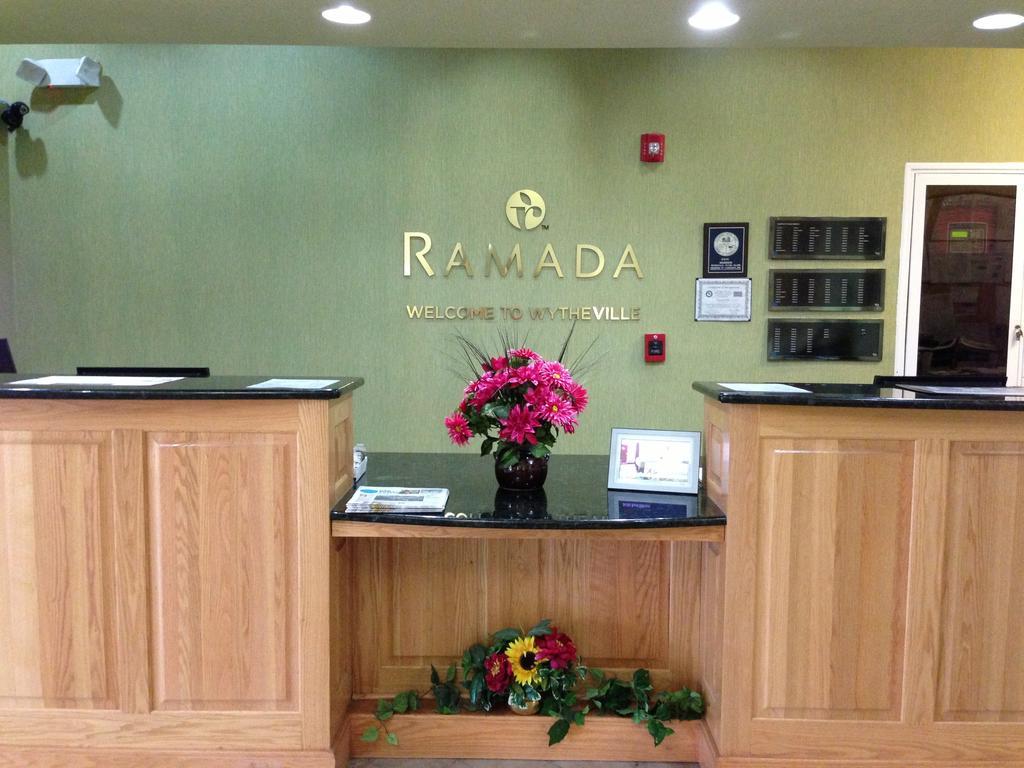 Ramada By Wyndham Wytheville Exteriér fotografie